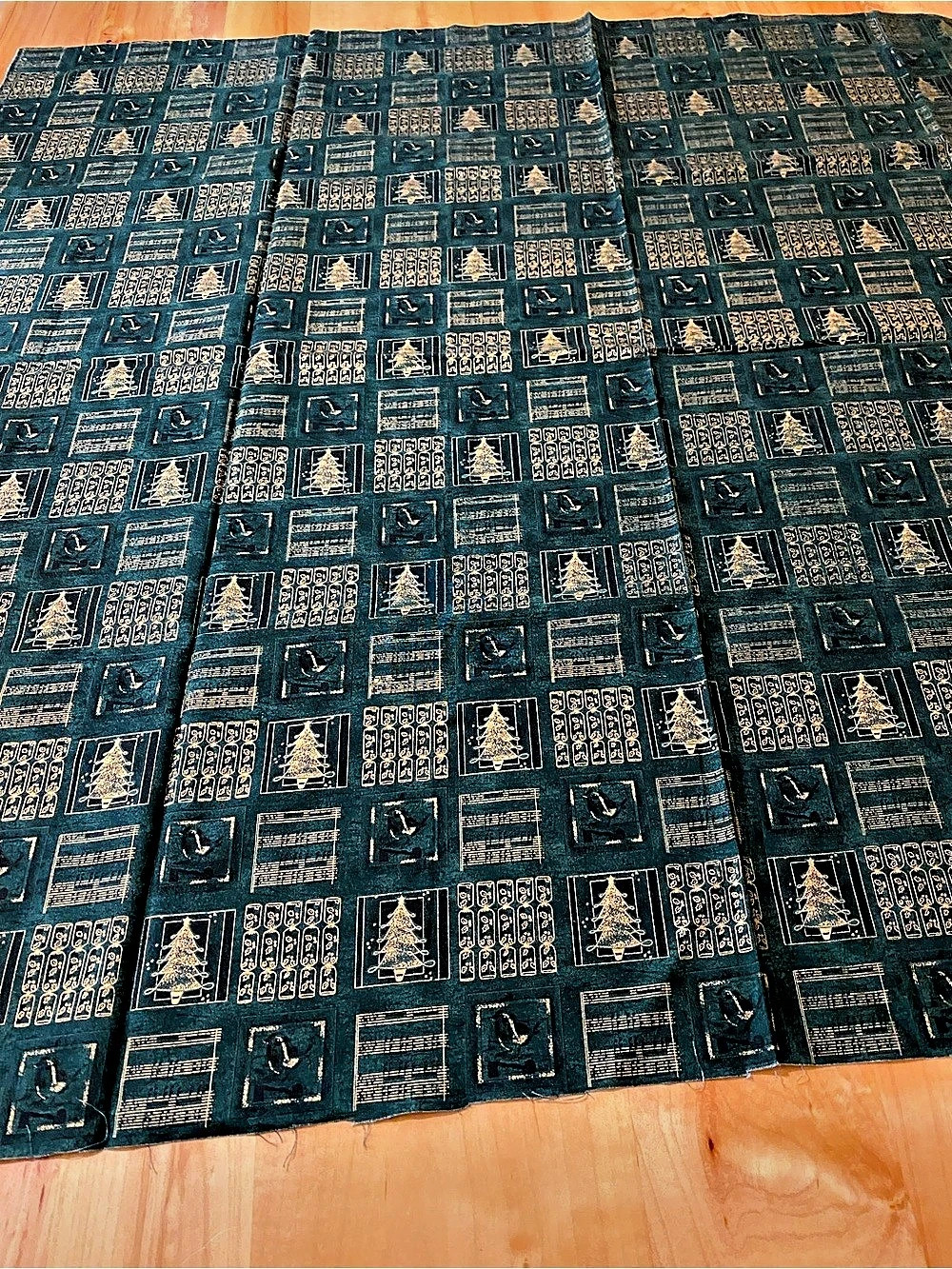 Vintage David Textiles Green & Gold Holiday Fabric